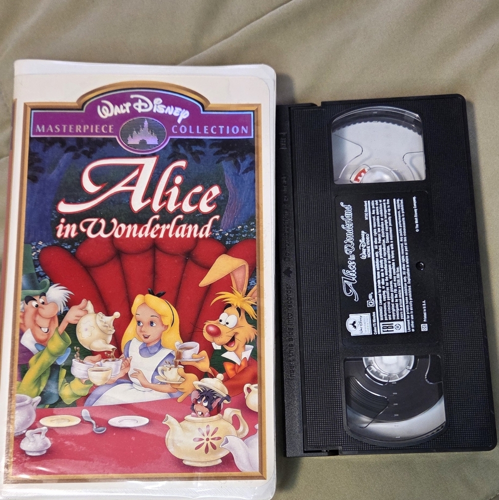 Disney Alice in Wonderland VHS Masterpiece Collection Black Diamond